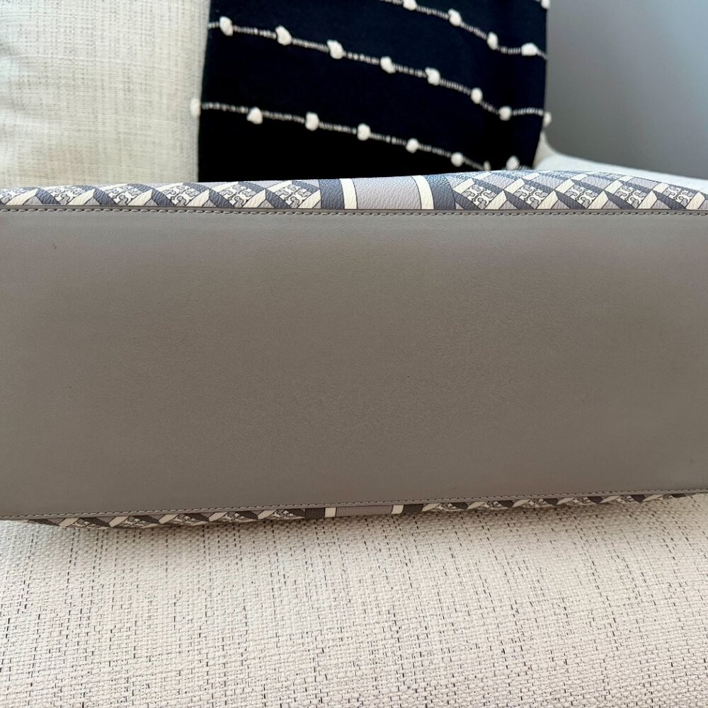 Tory Burch Gray Patterned Canvas Tote with Center Stripe - Picture 7 of 16